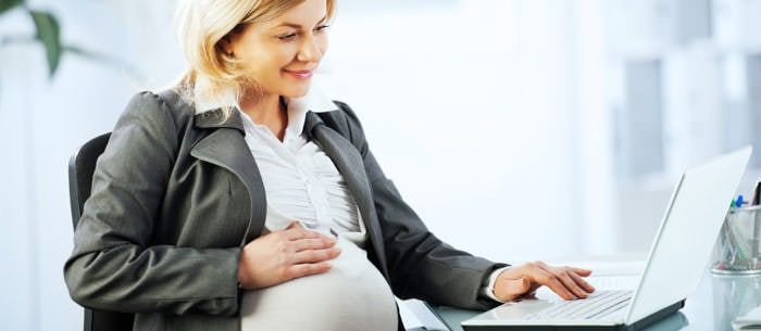 7 Ways HR Can Reduce Workplace Stress for Pregnant Employees