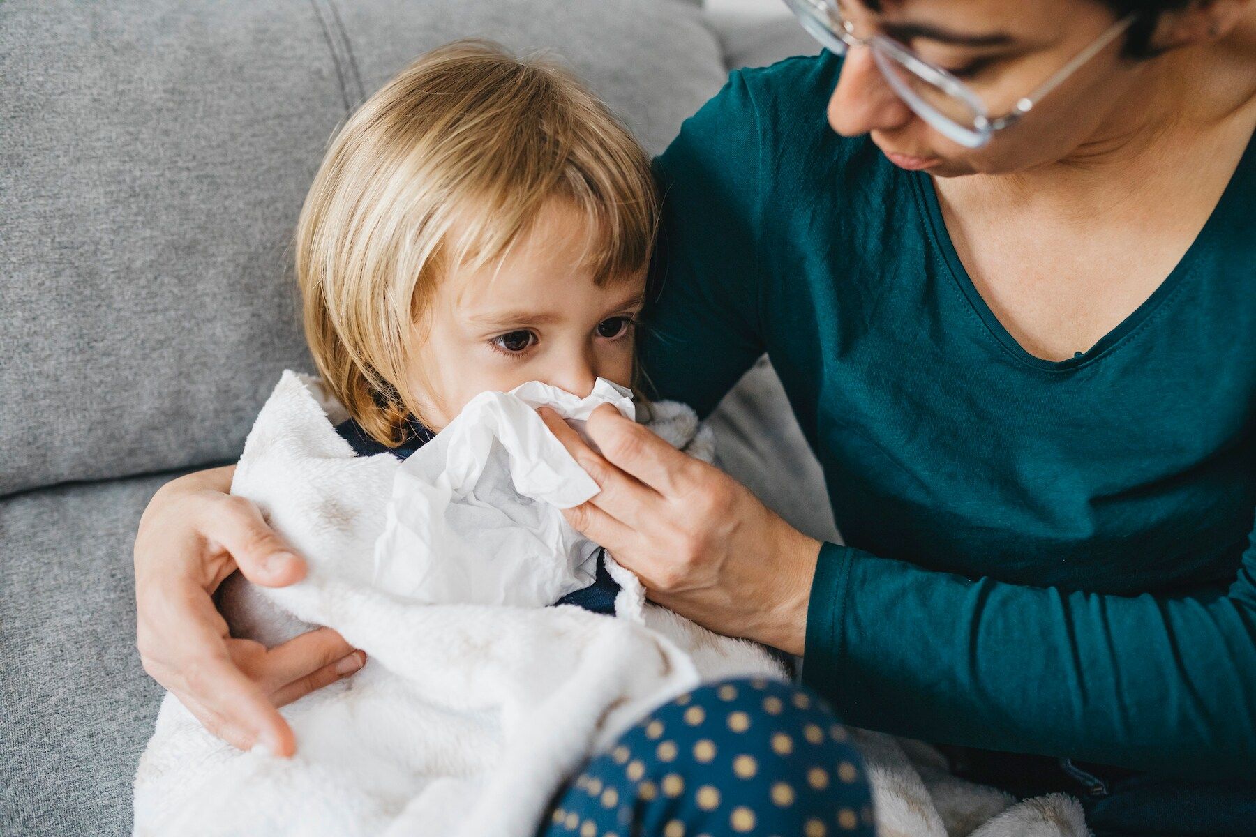 6 ways to stay healthy when caring for sick kids