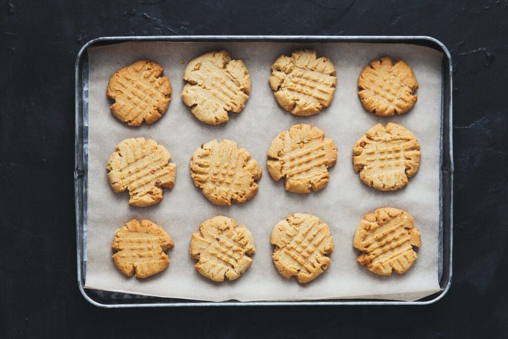 Easy peanut butter cookies for kids to make