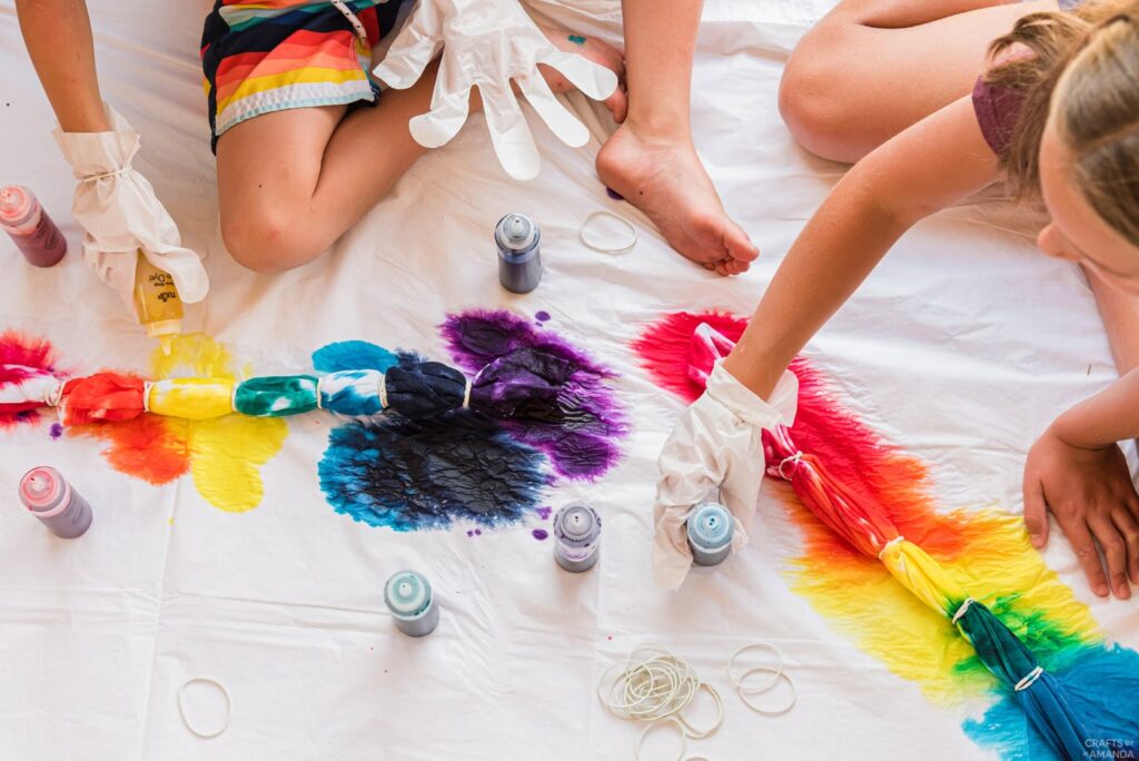 Tie dye projects are fun for kids