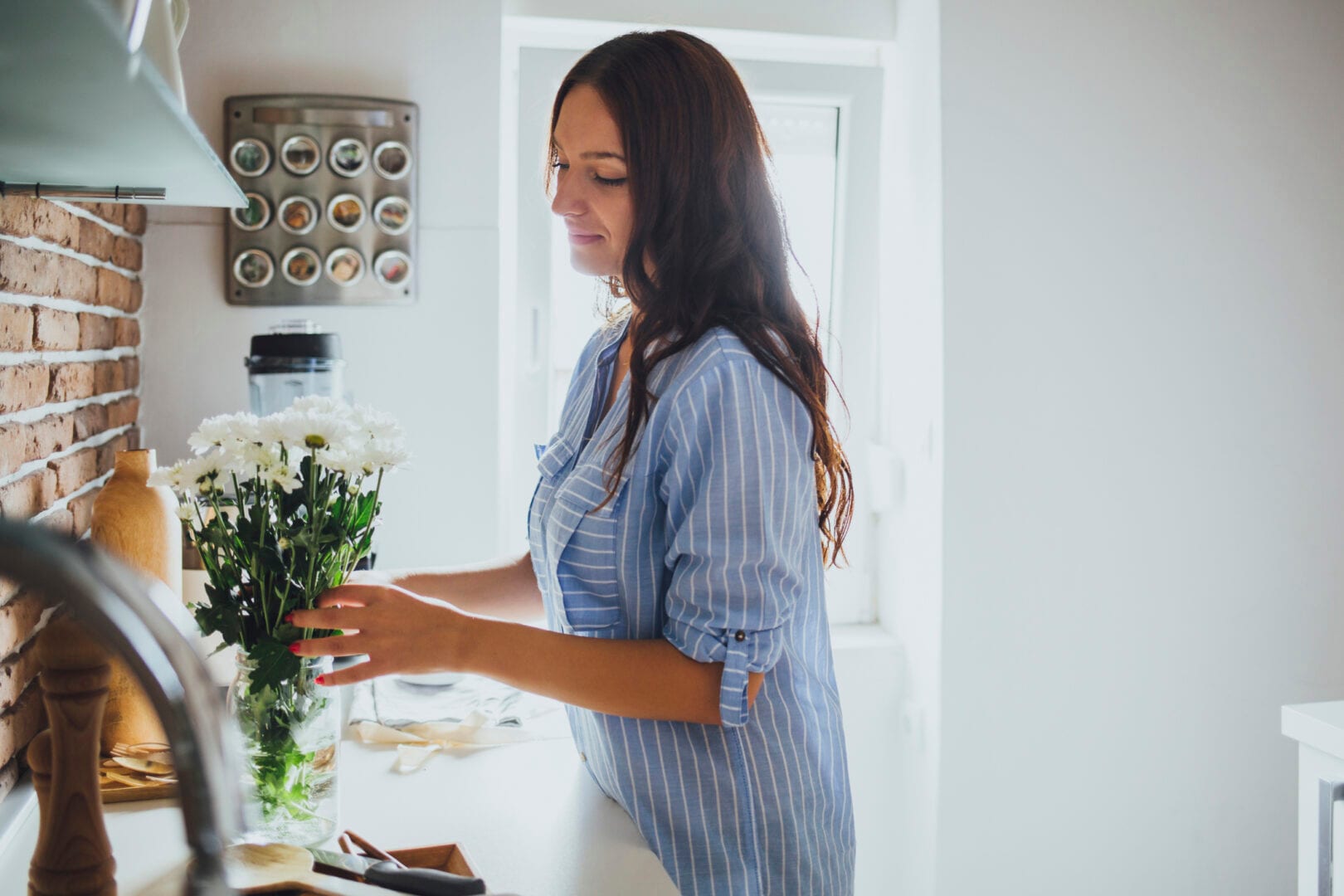 6 ways housekeepers can make more money