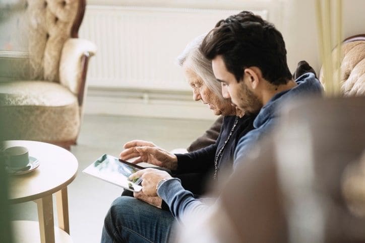 Becoming a caregiver for a loved one who has dementia: What you need to know