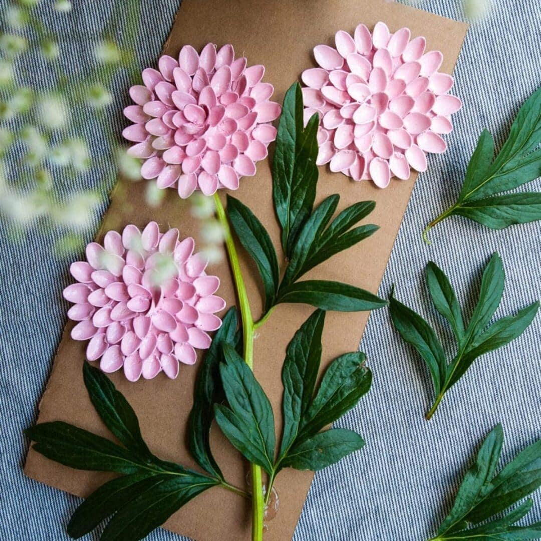 Crafts shop for spring
