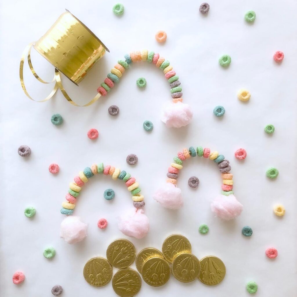 St. Patrick's Day Fruit Loop rainbow craft for kids