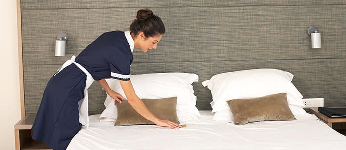 9 Cleaning Tips from Hotel Housekeepers