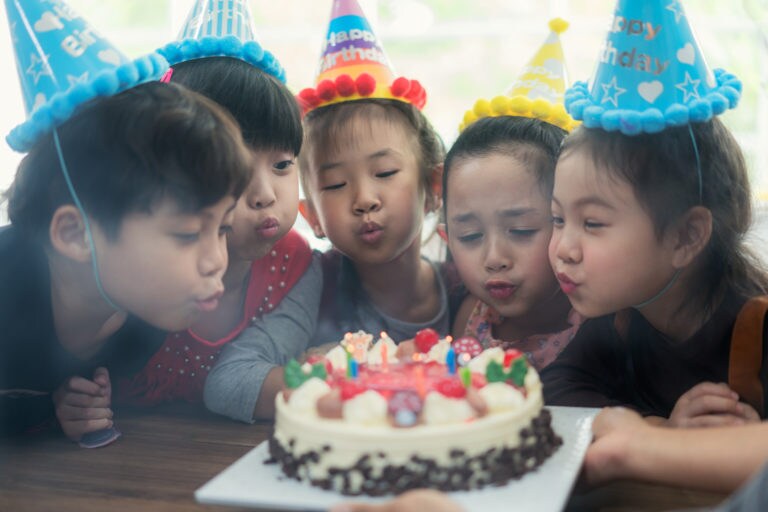 Plan a fun winter birthday party for kids