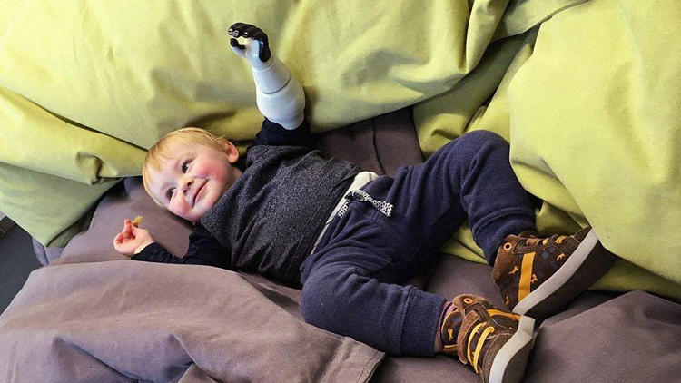 Dad Helps Other Kids After 3D-Printing Bionic Arm for Infant Son