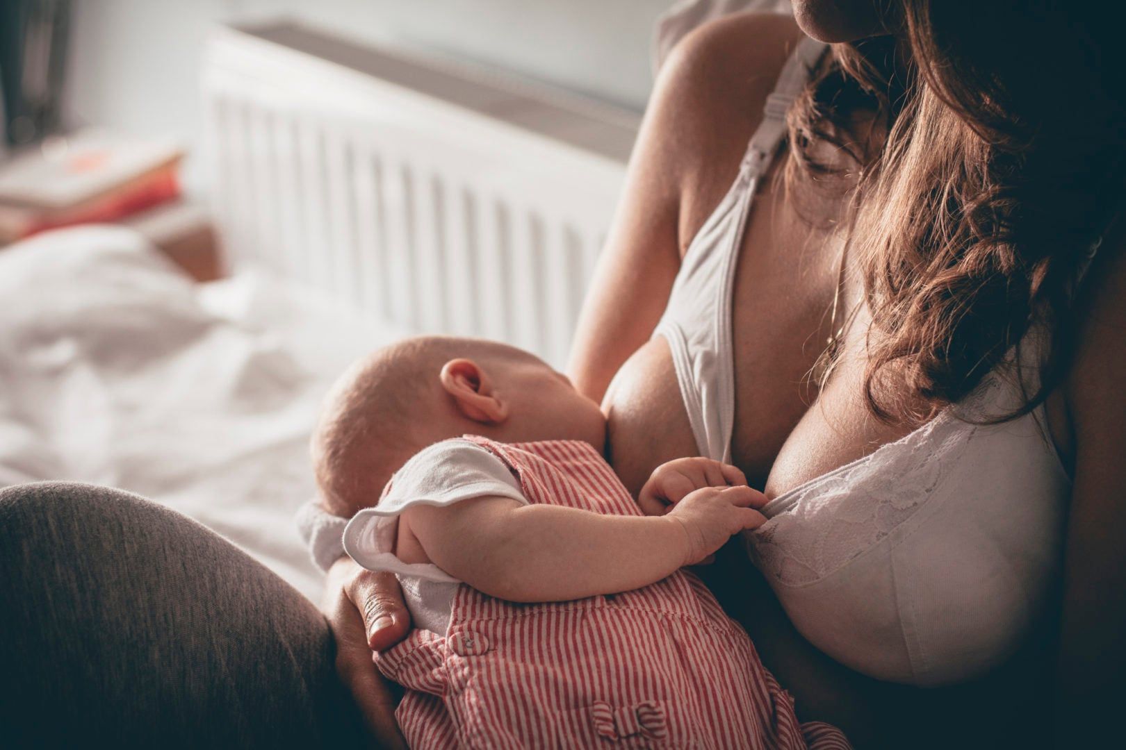 Breastfeeding With Nursing Bra