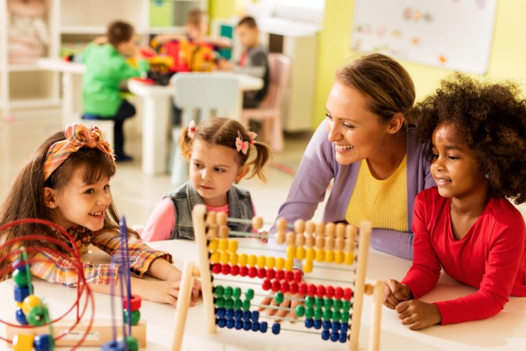 6 qualities to help any day care teacher shine