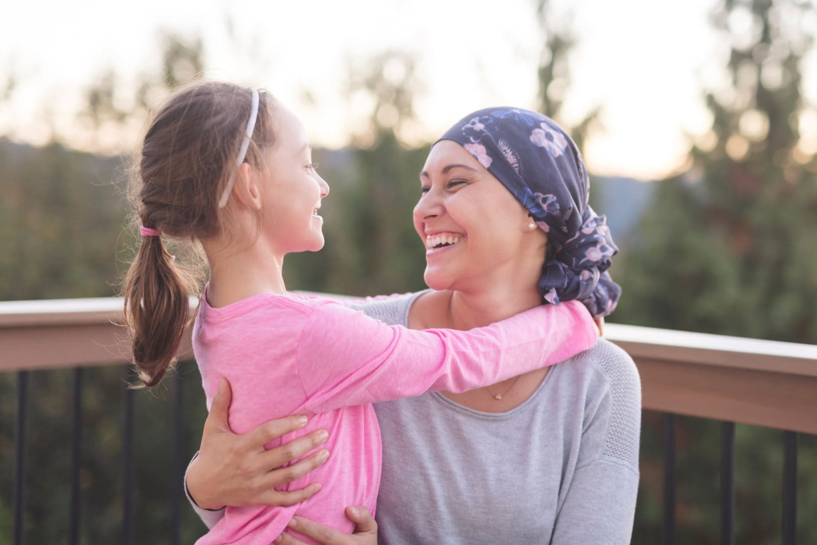 10 ways to help a mom or dad friend with cancer