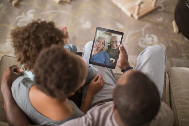 10 ways to manage guilt when caring for elderly parents from afar