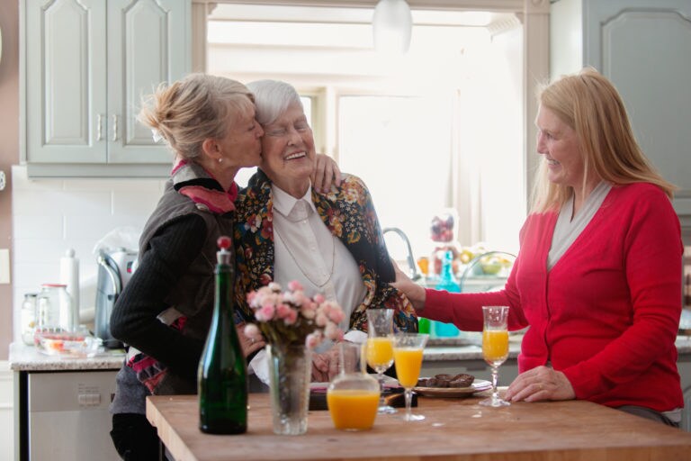Caring for a senior loved one: How to encourage family participation
