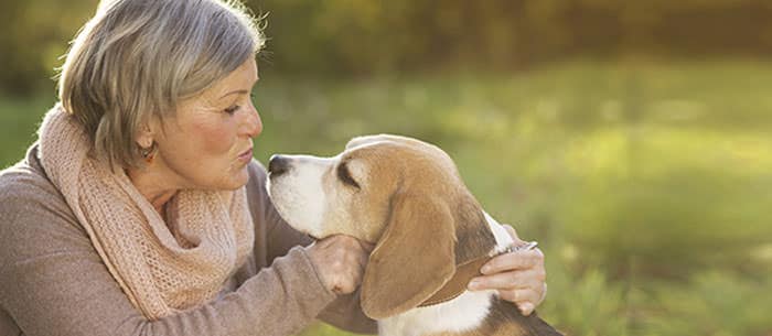 6 Reasons the Elderly Need Pets