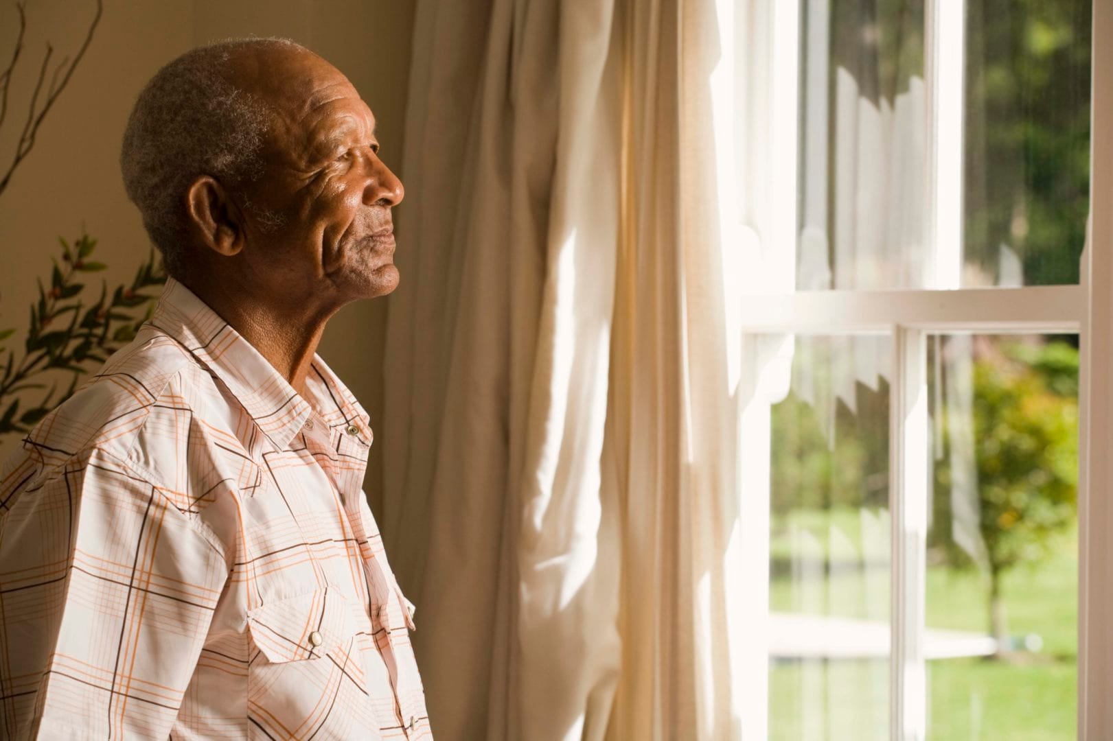 Remote monitoring for seniors: How to find the option that’s best for you