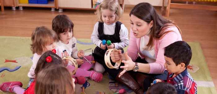 8 signs of a bad day care center