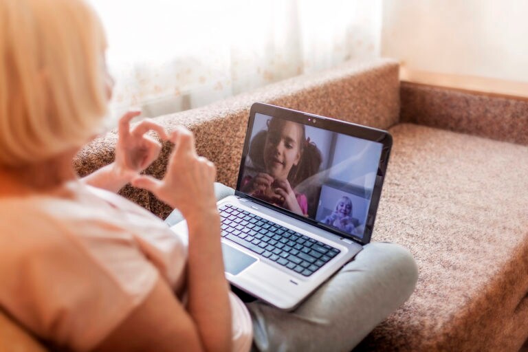 7 ways families can stay connected to senior loved ones during COVID-19