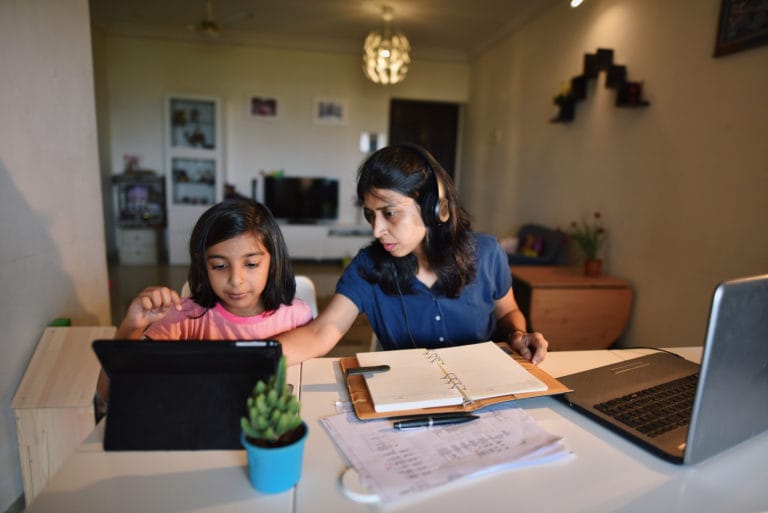 These new distance learning school schedules are already causing parents to stress