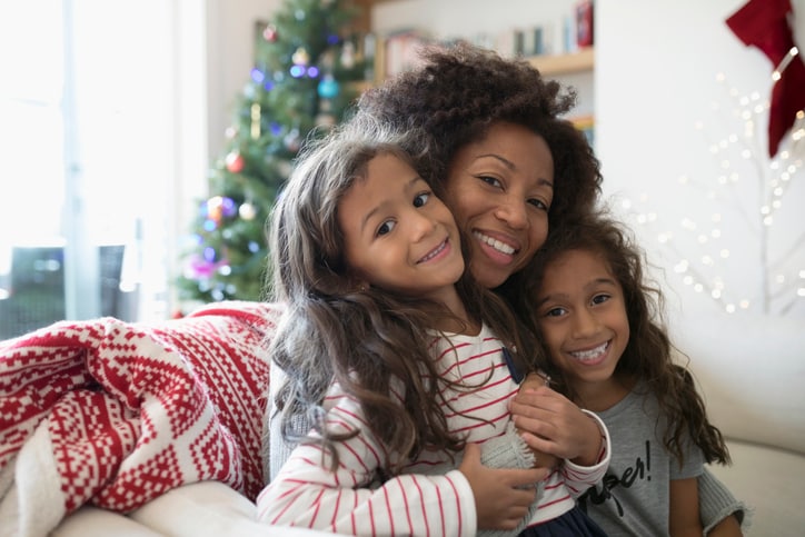 9 Ways for a Single Mum to Survive the Holidays