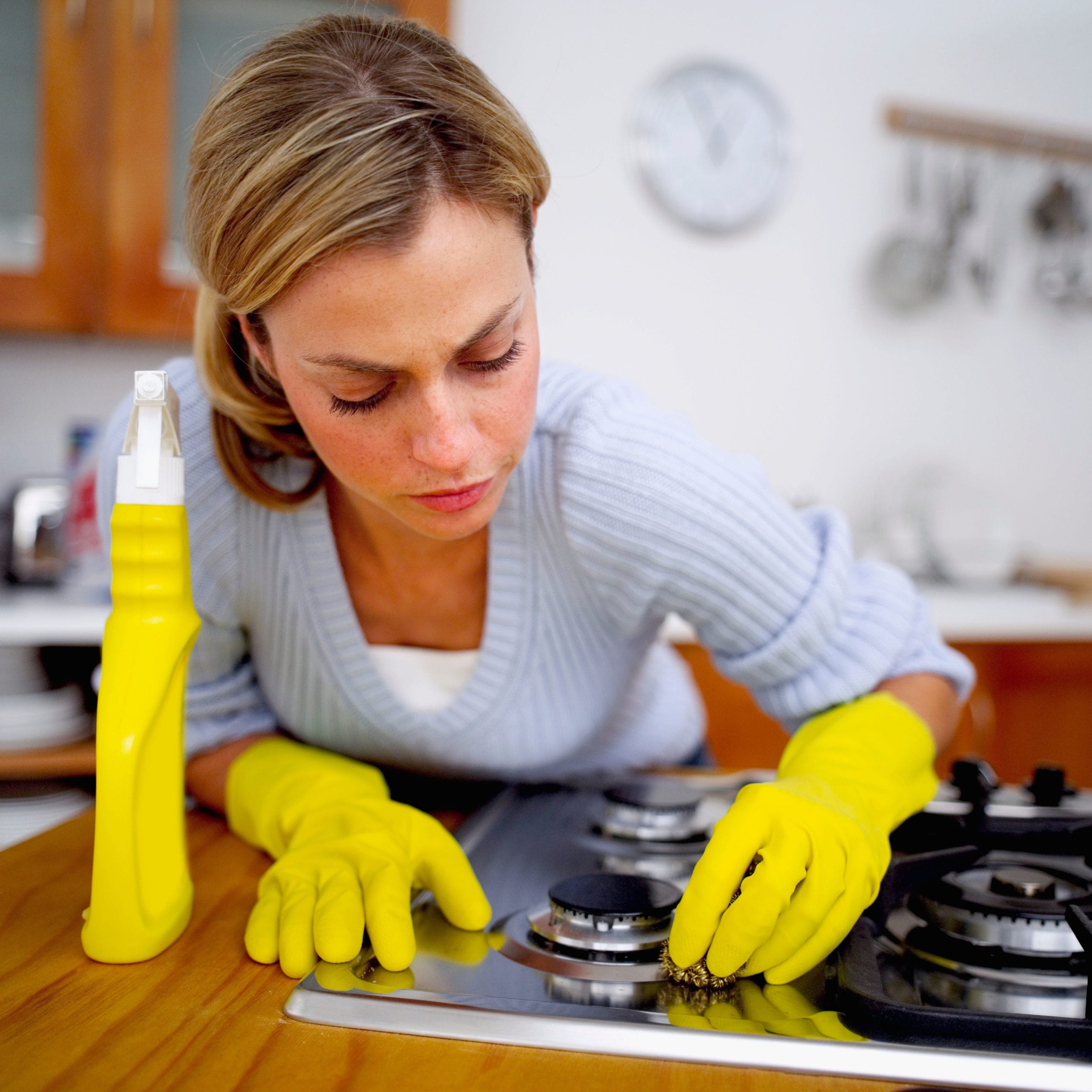 How Much Should I Charge for Housekeeping Services?