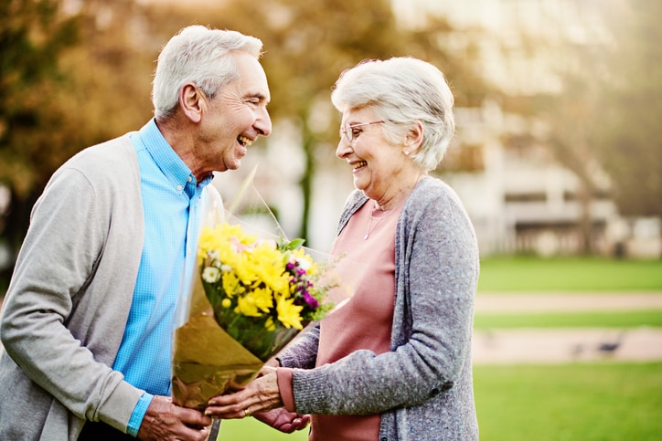 7 Ideas for Valentine’s Day with Your Elderly Loved Ones