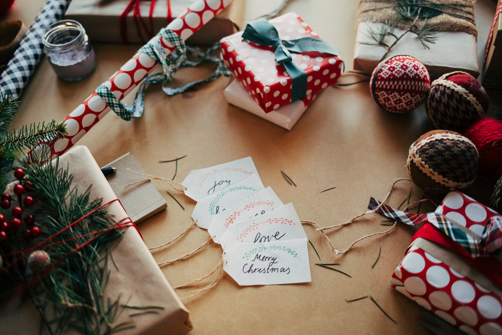 7 Wonderfully Simple Home Decor Tips for Christmas