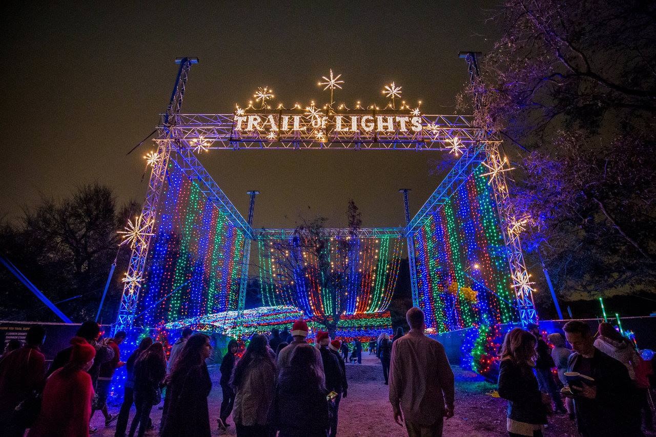 The 10 Best Free Holiday Events for Families in the Austin Area