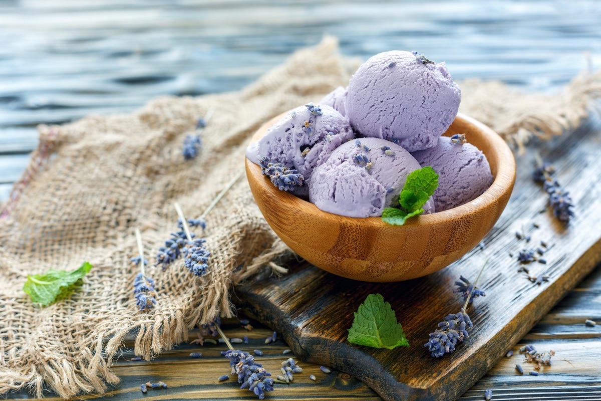 4 Easy Home-made Ice Cream Recipes