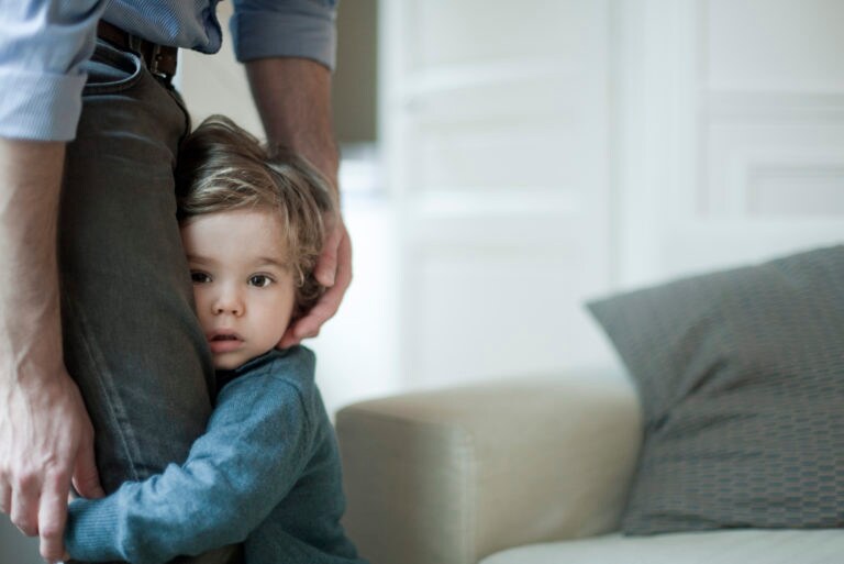 How to discipline a toddler: 9 expert-backed methods that work