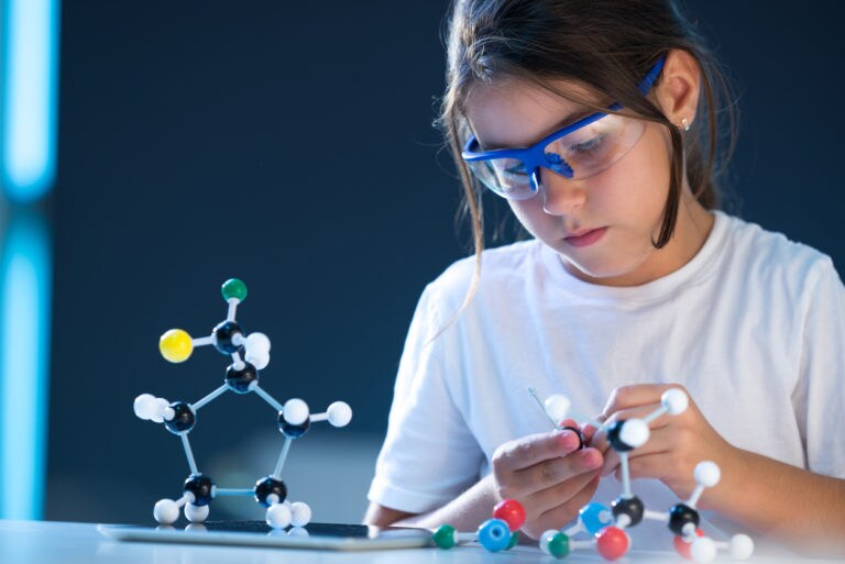 For Girls, Interest in STEM Wanes in Teen Years