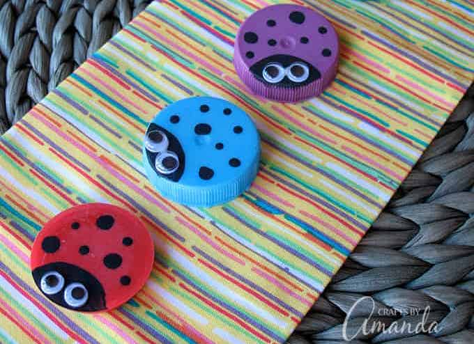 How to make plastic lid ladybugs