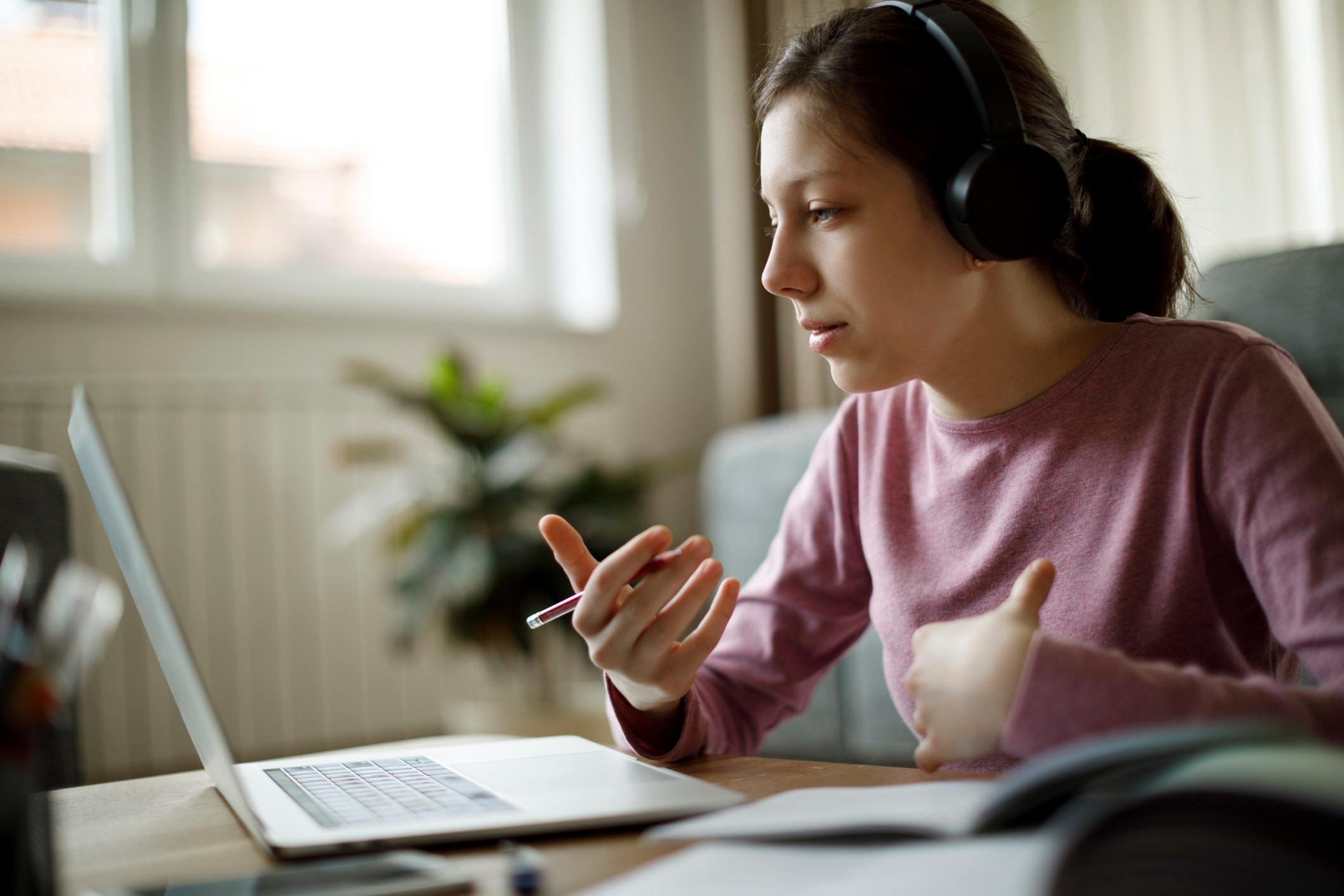 How to become an online tutor: Tips and strategies for success