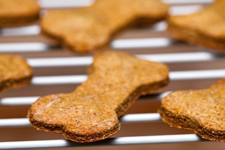 2-ingredient homemade dog biscuits