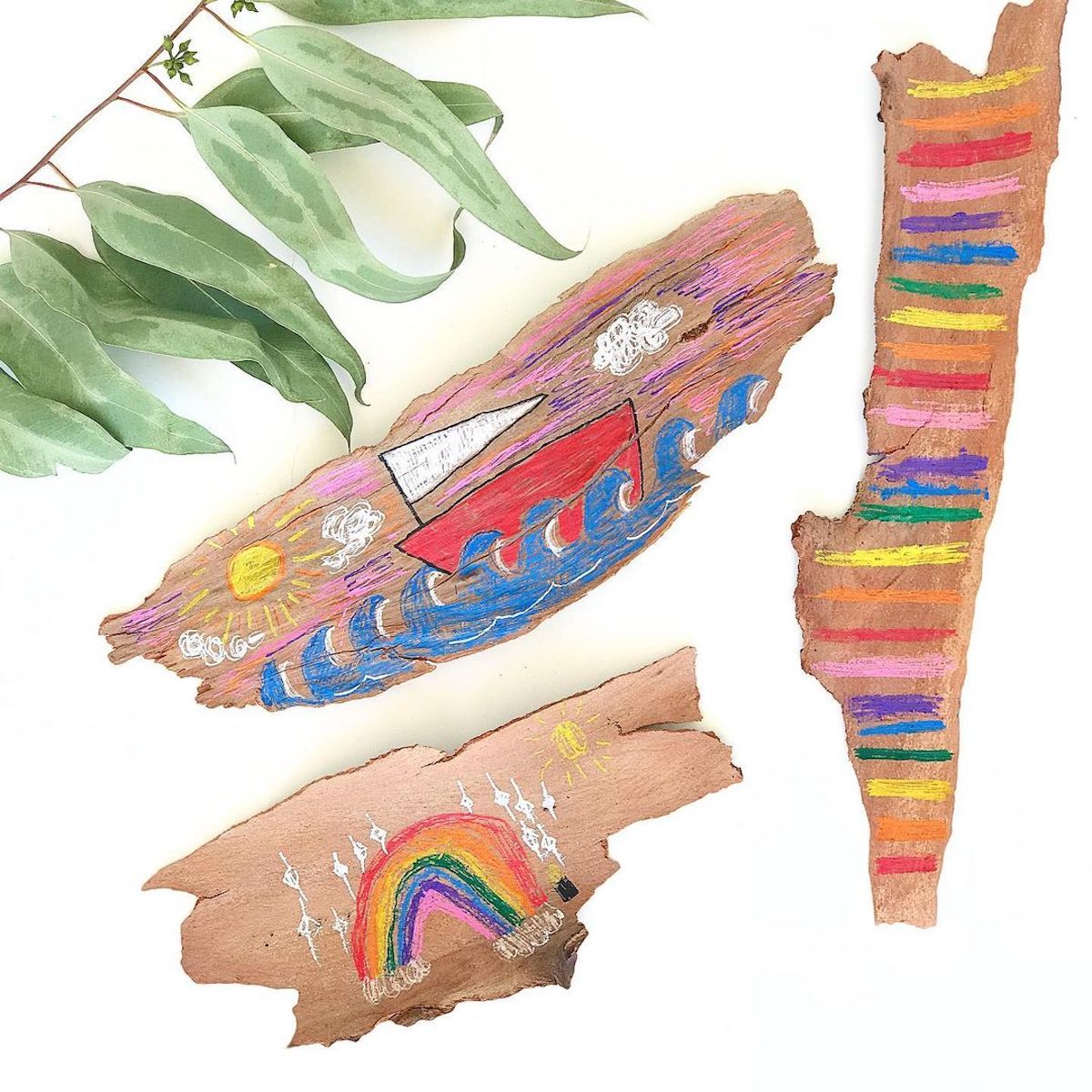 This tree bark canvas activity makes a fun craft for kids