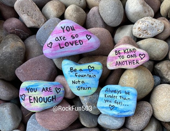 Painting rocks with sayings makes a fun summer craft activity for kids