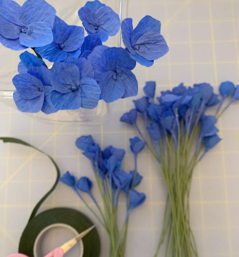 These DIY paper hydrangeas are a Mother’s Day gift that kids can make