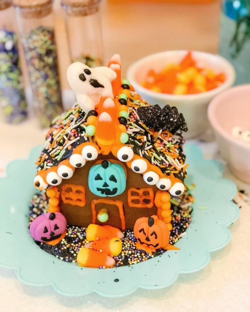 Halloween gingerbread houses are a fun holiday craft for kids.