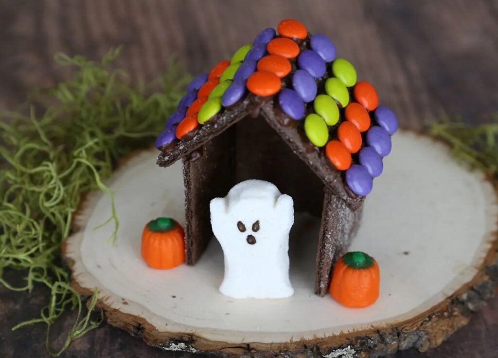 Ideas for Halloween gingerbread houses