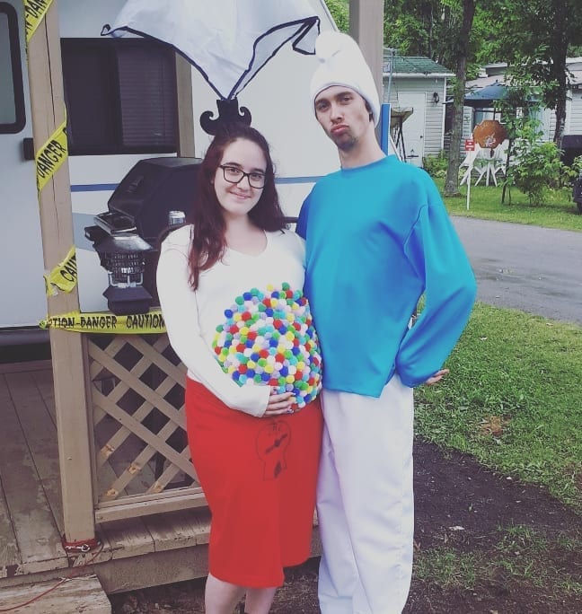 This gumball machine belly makes the perfect Halloween costume for pregnant women