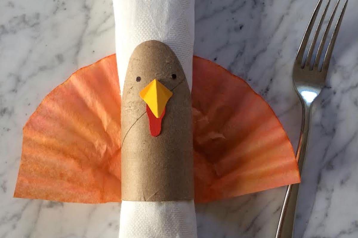 40 Thanksgiving crafts for kids to make