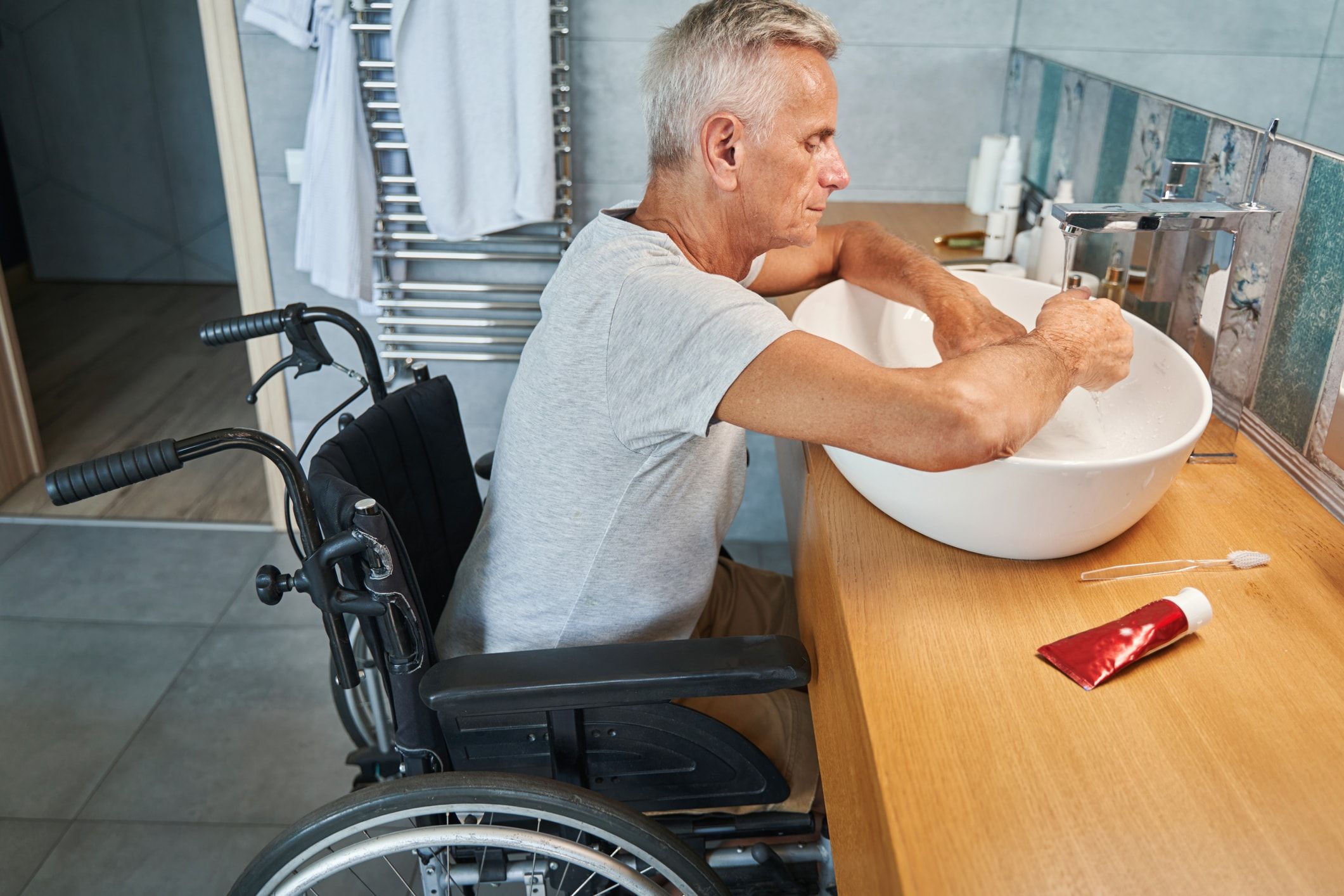 accessible bathroom for seniors