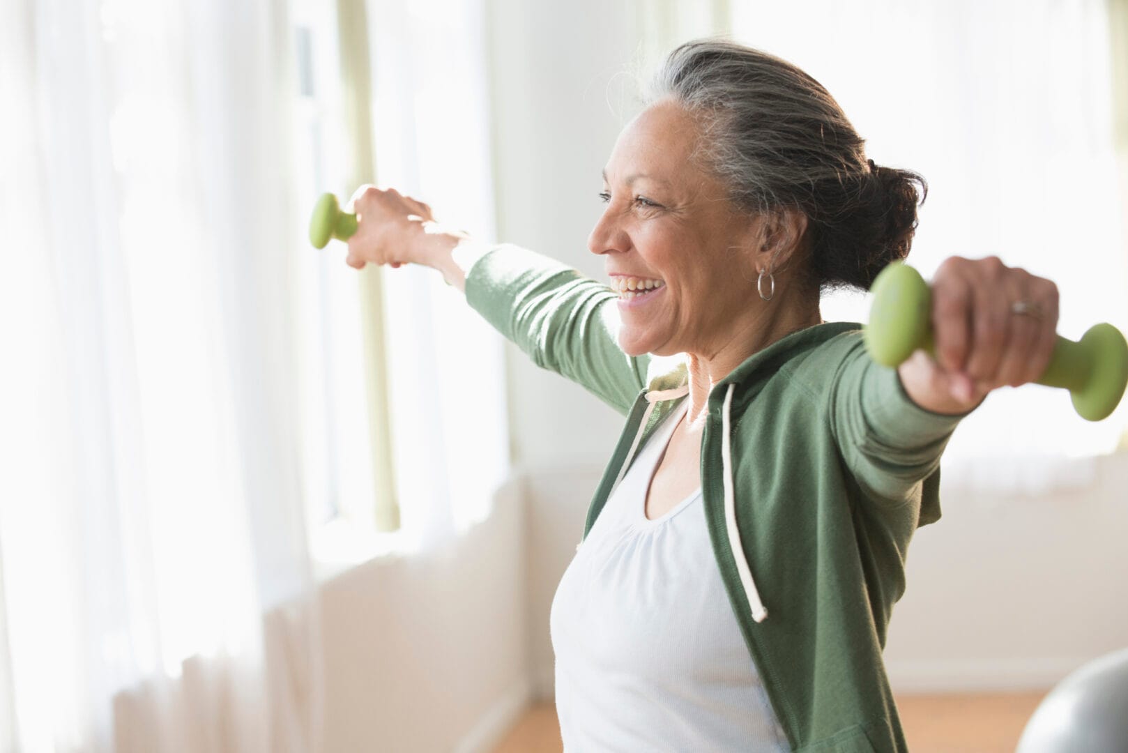 Promoting healthy ageing in older people: 5 tips