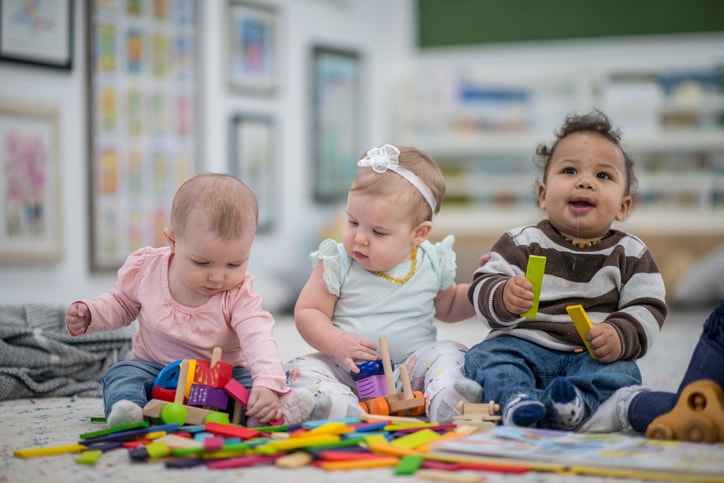 6 winning alternatives to daycare: What parents need to know