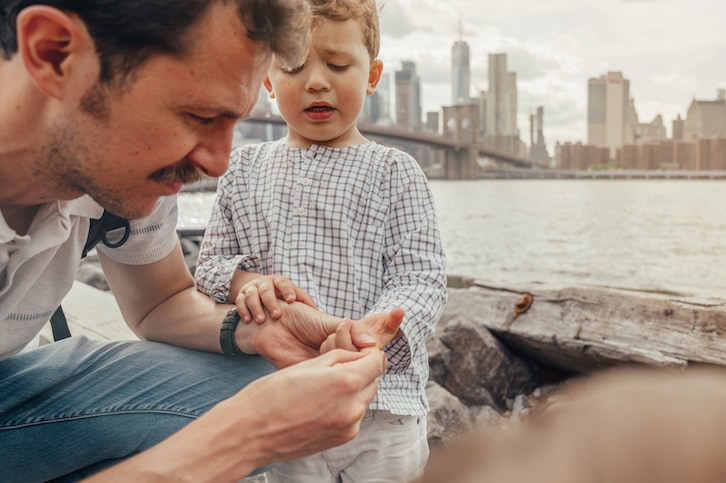 Splinter removal for kids: How to remove them quickly and painlessly