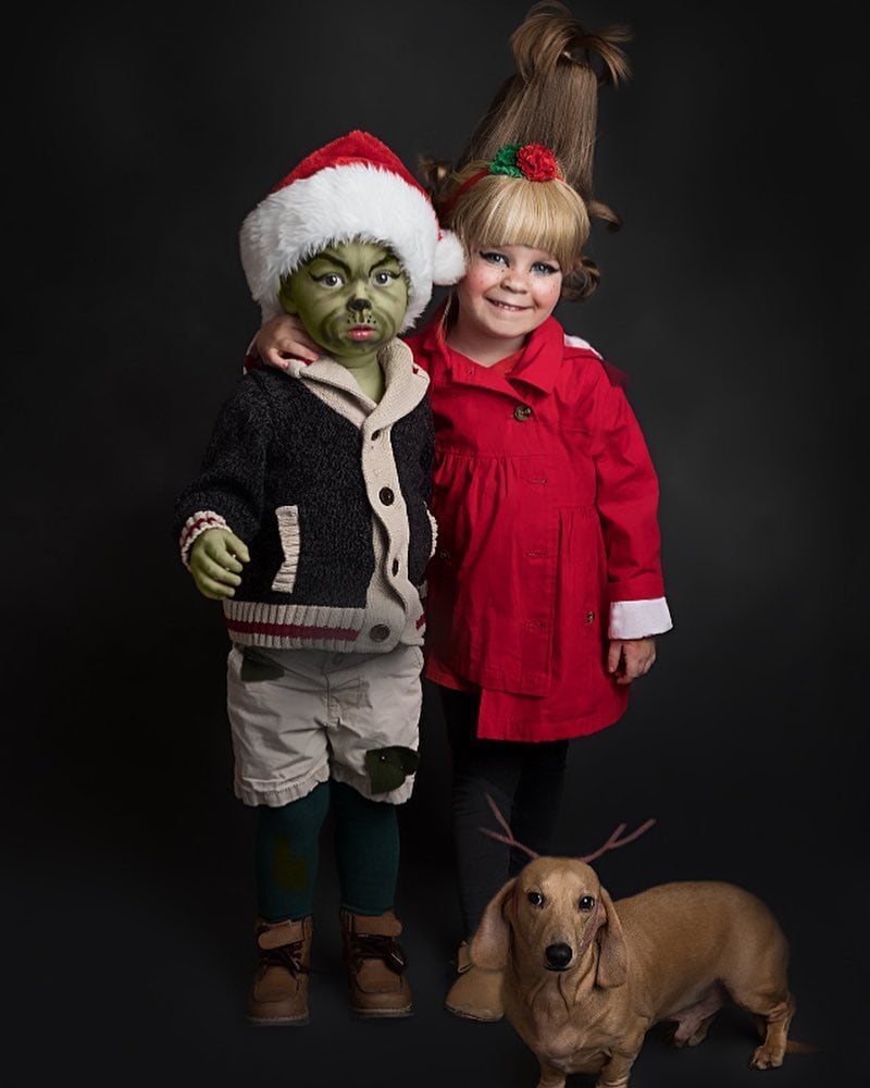 Sibling Halloween costumes - The Grinch and Cindy Lou Who