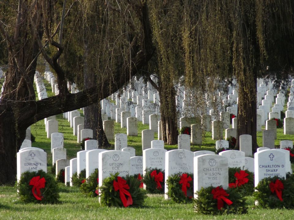 Honor departed veterans with a special wreath