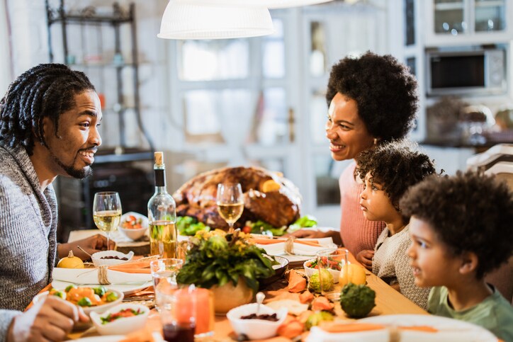 8 tips for teaching kids about Thanksgiving