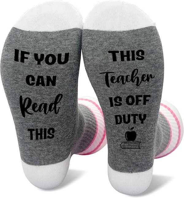 if you can read this teacher is off duty socks