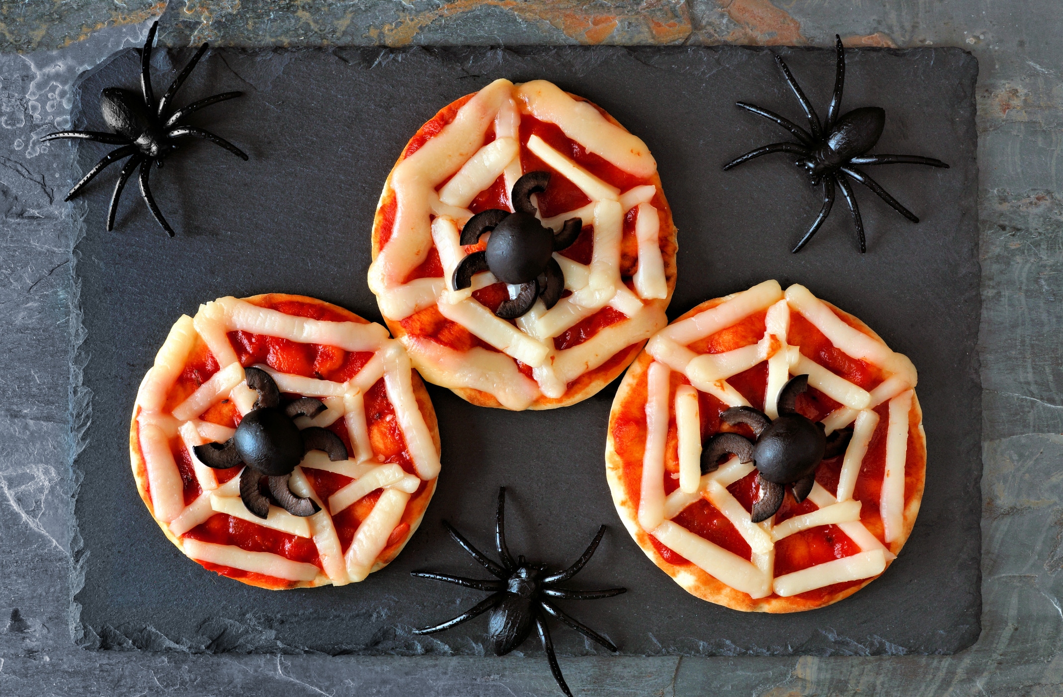 Mini spider pies for Halloween