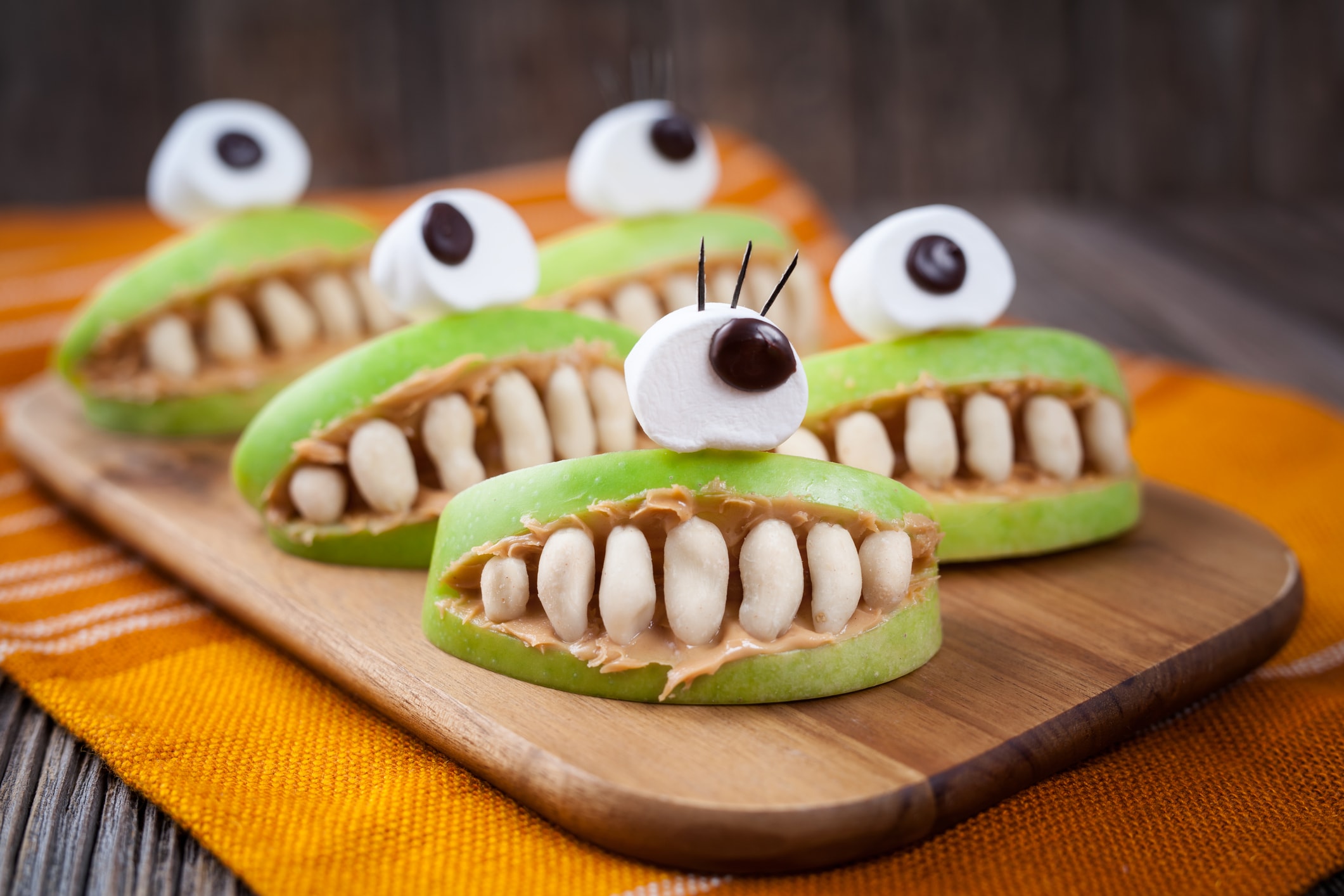 Apple monsters food idea for Halloween