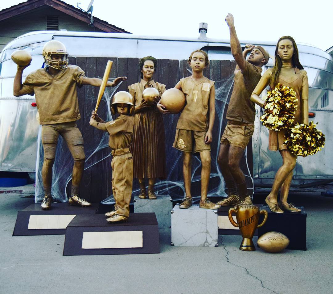 Golden trophies Family Halloween Costumes